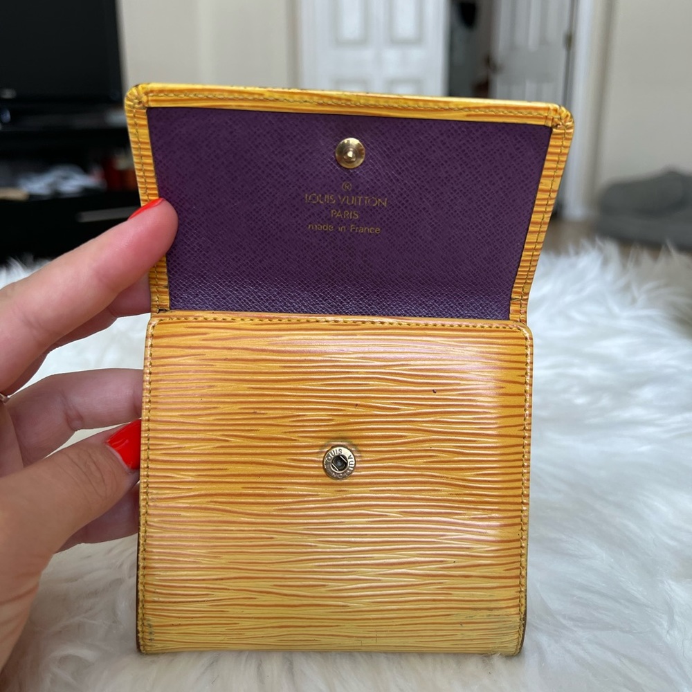Louis Vuitton Yellow Wallet - Picture 7 of 16